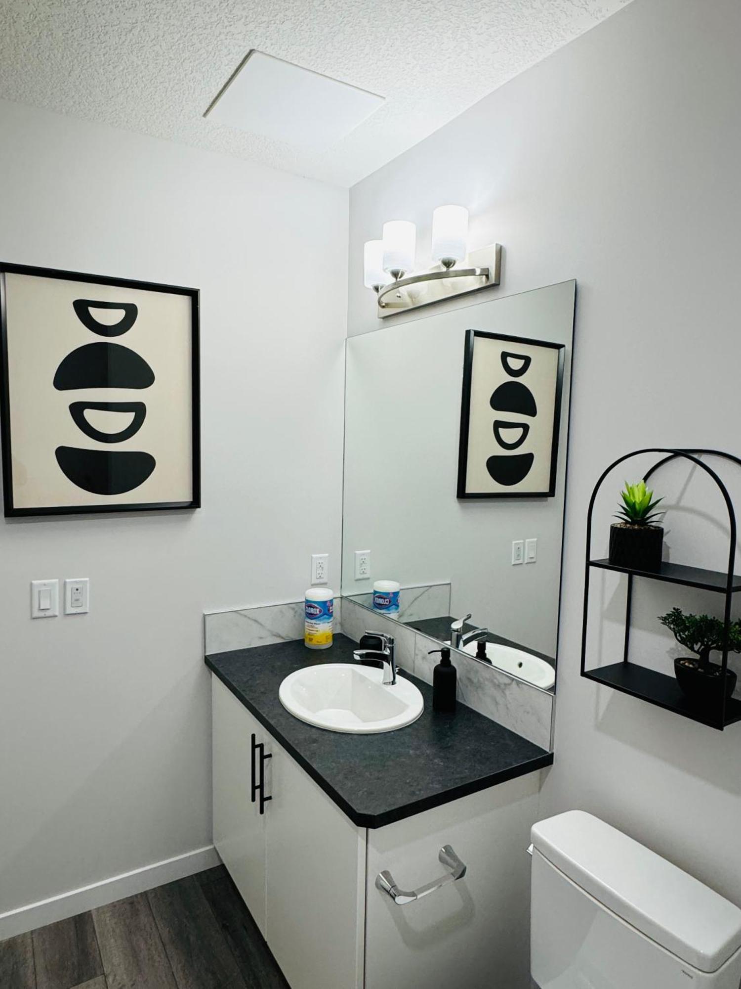 Apartment The Glacier Royale - 1 Bed In Nw *